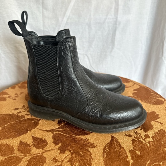 Dr. Martens Floral Emboss Chelsea Boots - Picture 2 of 6